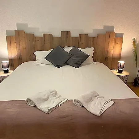 - Du Midi Hotel *